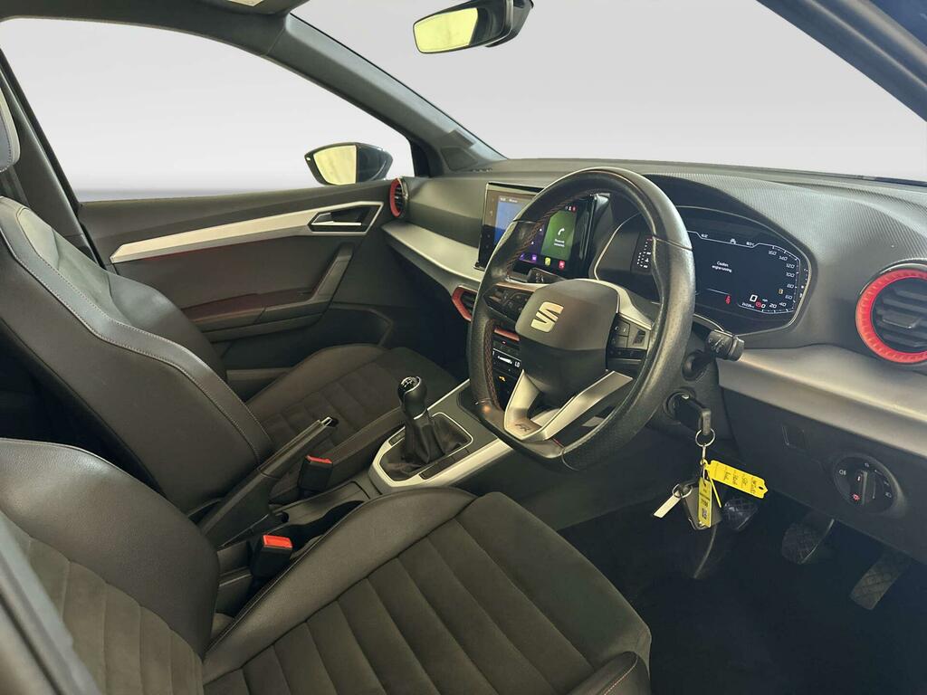 Seat Arona Xperience Lux Silver #14