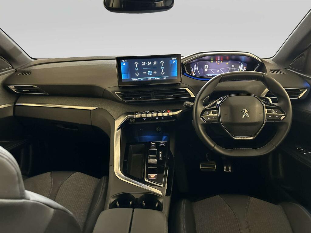 Peugeot 3008 1.2 Allure Premium Suv Hybrid E-dsc6 Black #2