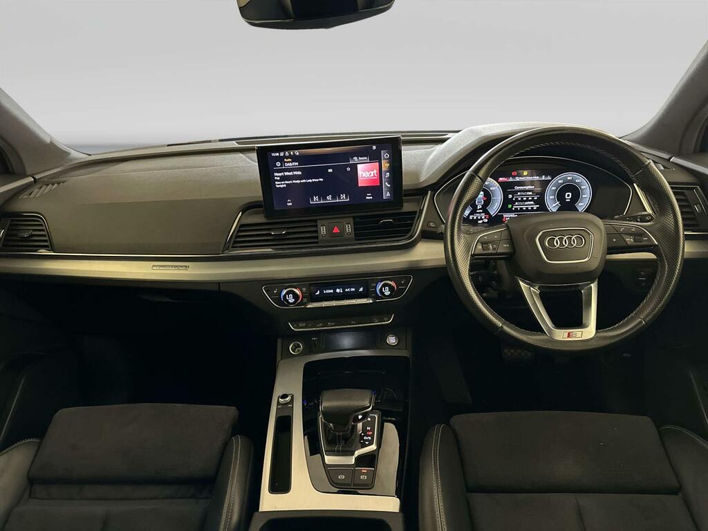Audi Q5 2.0 Tfsie 50 S Line Suv Plug-in Hybrid Black #2