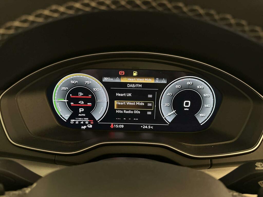 Audi Q5 Tfsie S Line Silver #17