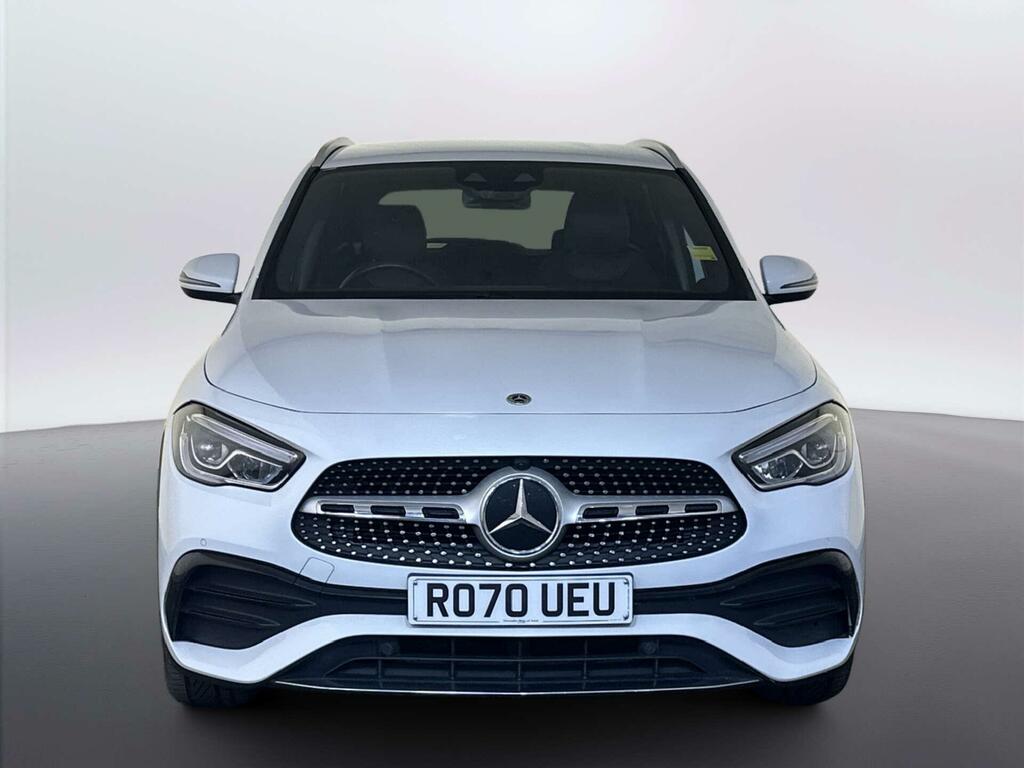 Mercedes-Benz GLA Class 1.3 Gla200 Amg Line Premium Suv 7G-dc White #3