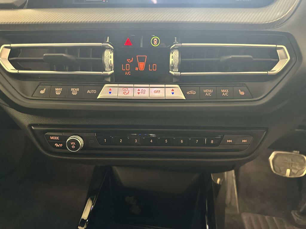 BMW 1 Series 1250 Rt Le Abs Black #23