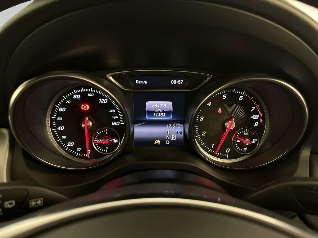 Mercedes-Benz GLA Class #17