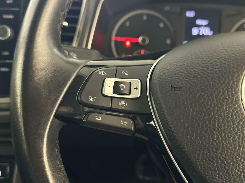 Volkswagen T-Roc Hatchback Blue #16