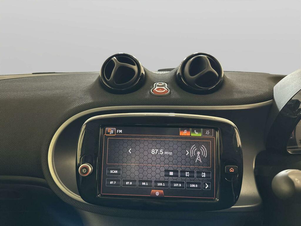 Smart Fortwo Coupe Coupe Exclusive Ev  #21