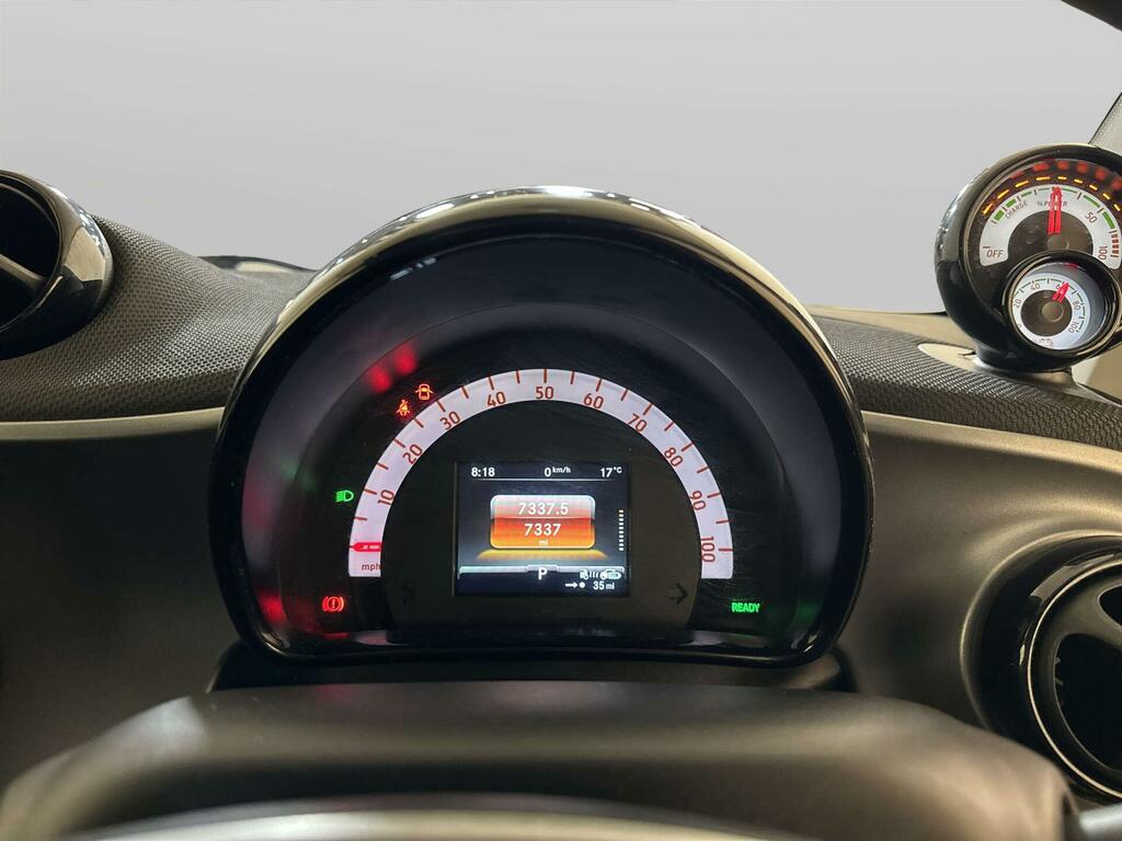 Smart Fortwo Coupe Coupe Exclusive Ev  #17