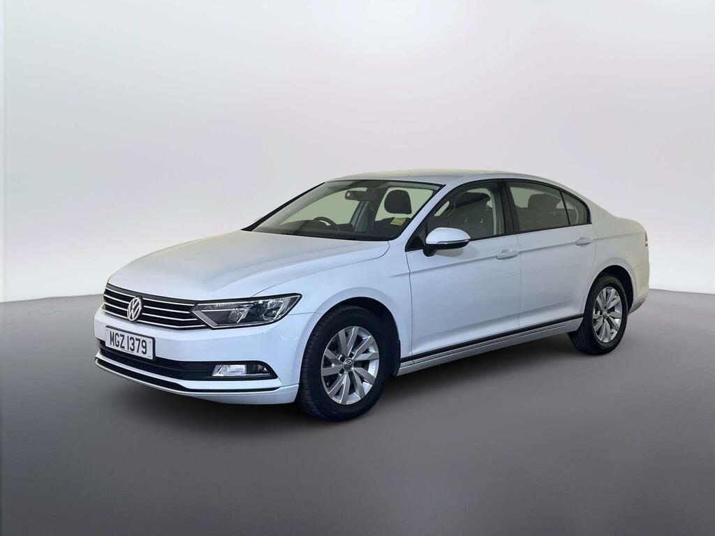 Volkswagen Passat 2.0 Tdi S Saloon Euro 6 Ss 1 White #4