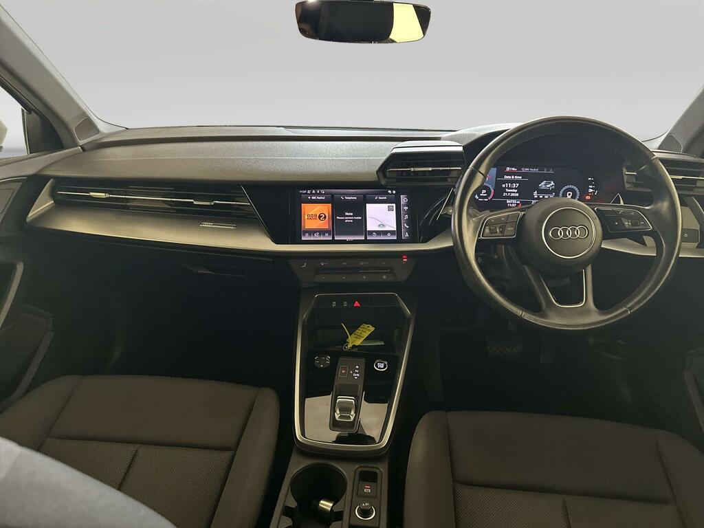 Audi A3 2.0 Tdi 35 Technik Sportback S Tronic E White #2