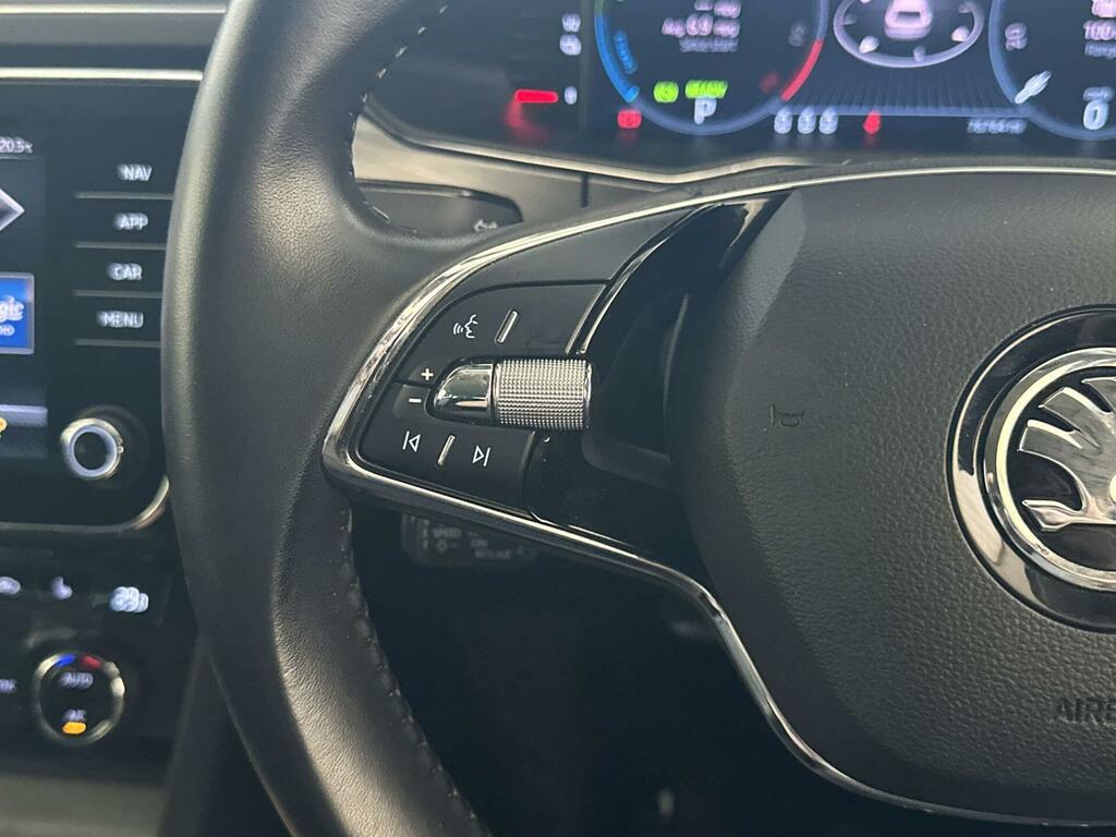 Skoda Superb 2.0 Tdi Se Technology Dsg Grey #16