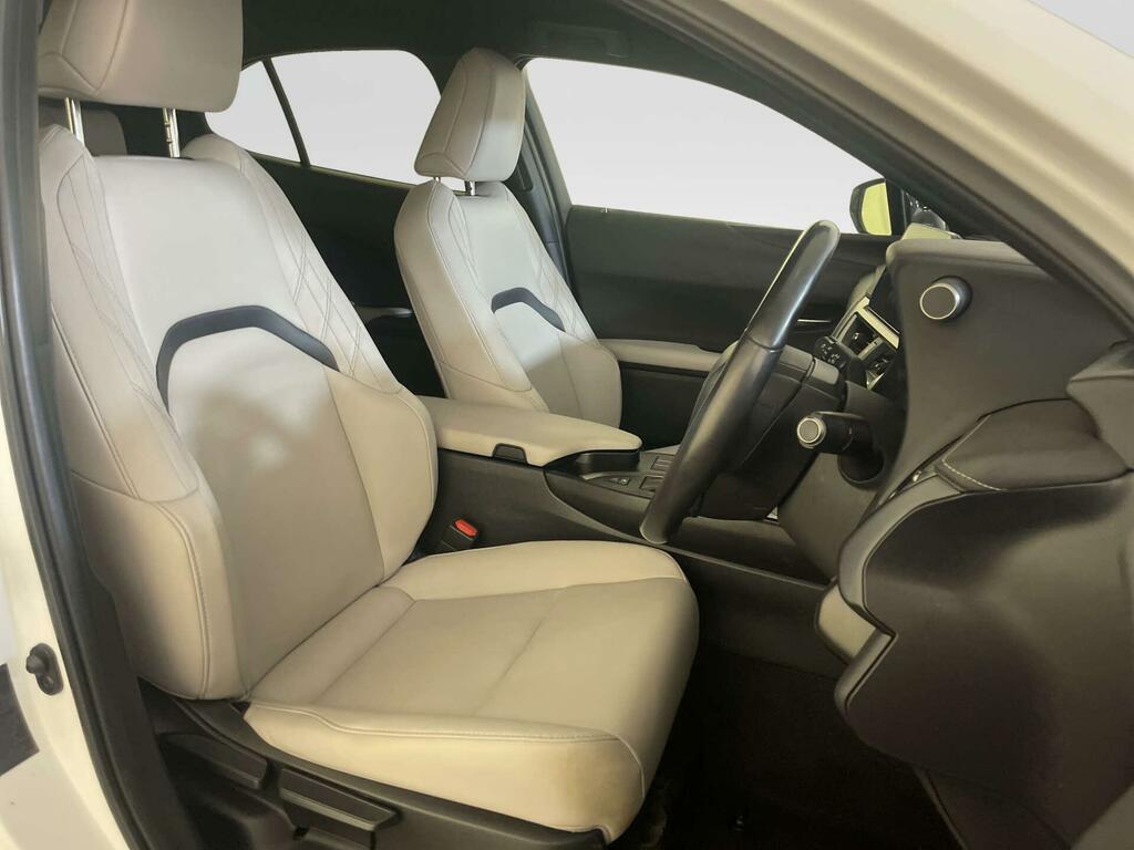 Lexus UX 250H 2.0 Cvt Without Nav Grey #11
