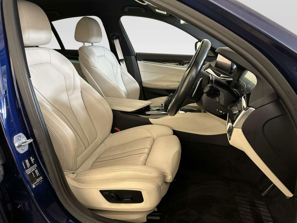 BMW 5 Series 2L Se White #11