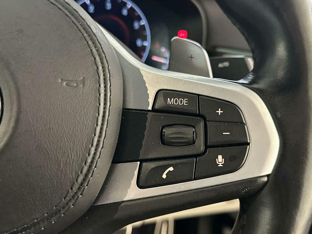 BMW 5 Series 2L Se White #18