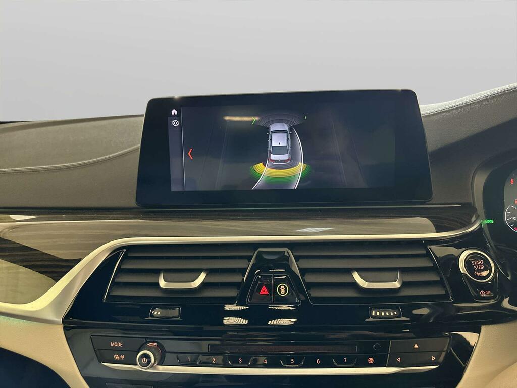 BMW 5 Series 2L Se White #19