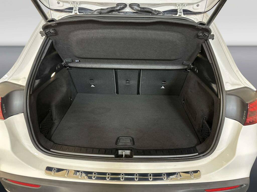 Mercedes-Benz EQA Eqa 250 Amg Line Premium White #13