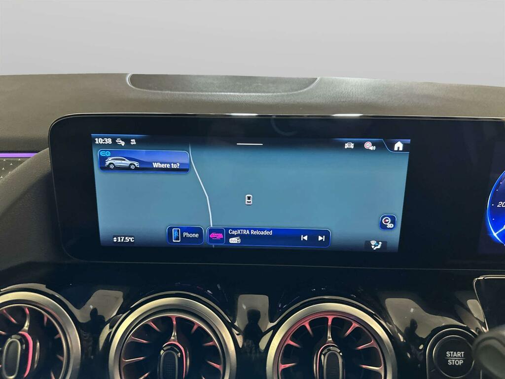 Mercedes-Benz EQA Eqa 250 Amg Line Premium White #21