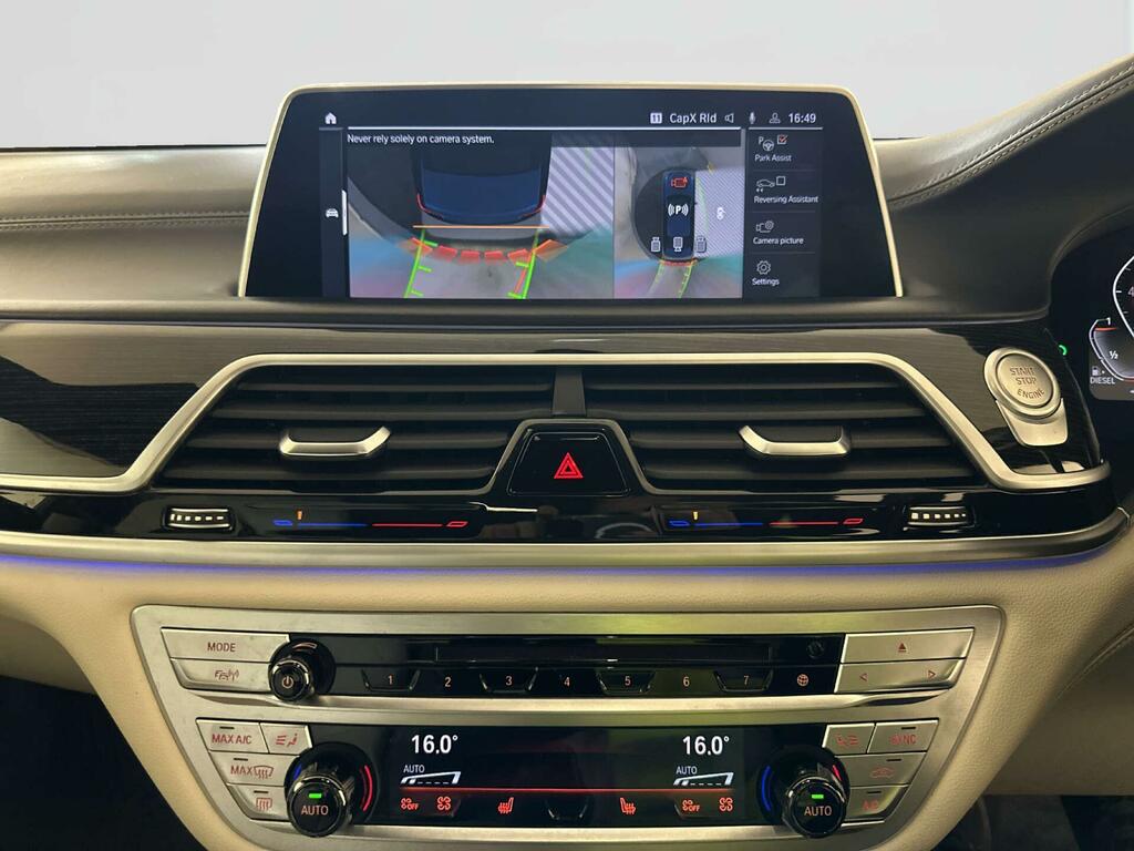 BMW 7 Series Saloon Grey #18