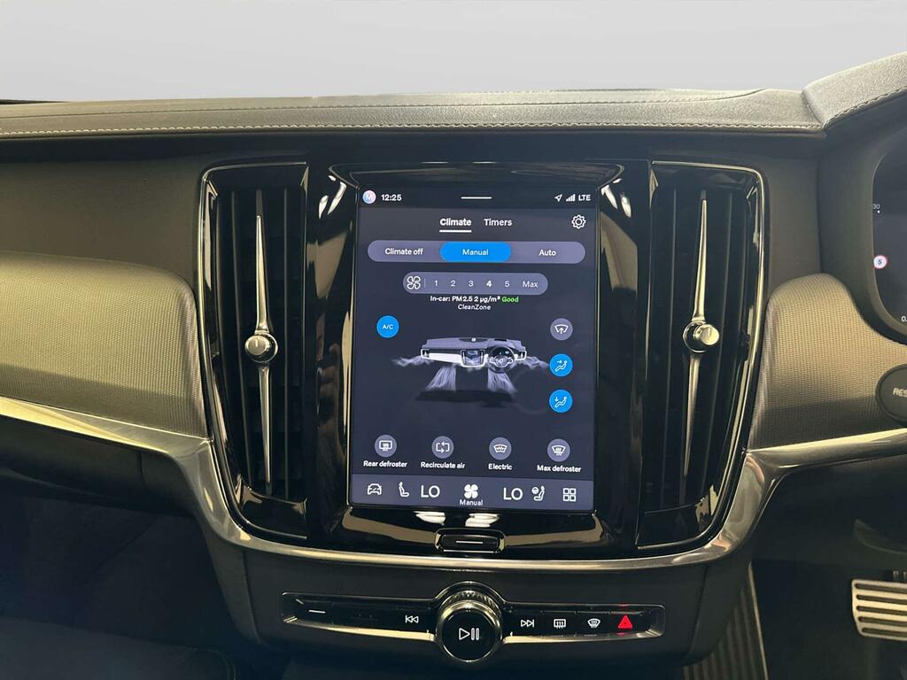 Volvo V90 Inscription White #22