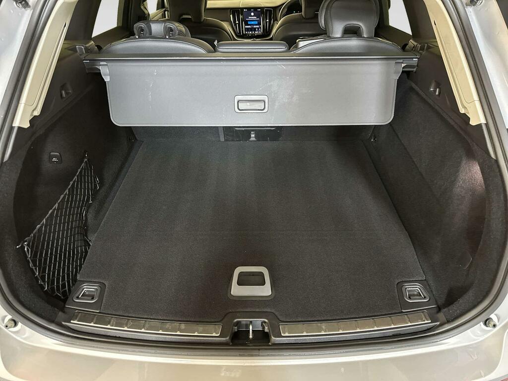 Volvo XC60 Suv  #24