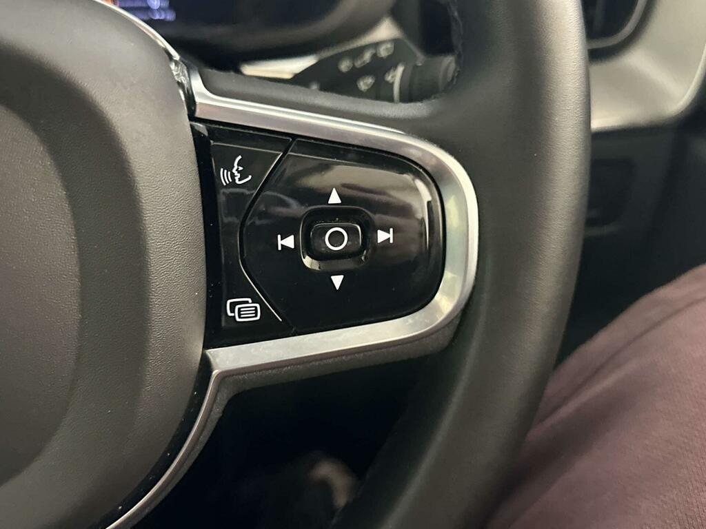 Volvo XC60 Suv  #18