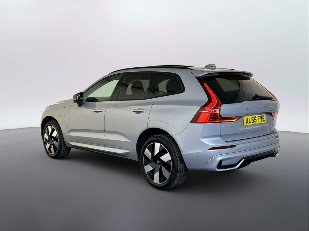 Volvo XC60 2.0H T6 Recharge 18.8Kwh Plus Suv Plug- Silver #6