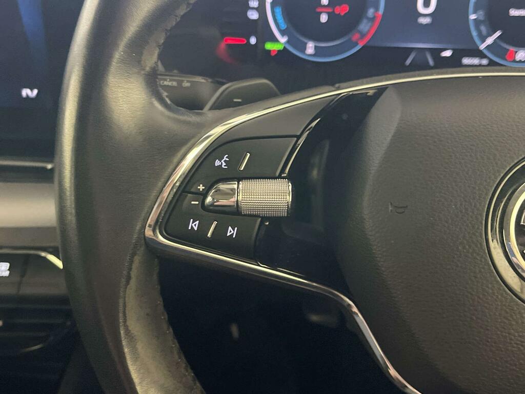 Skoda Octavia 2.0 Tsi Vrs Dsg Black #15