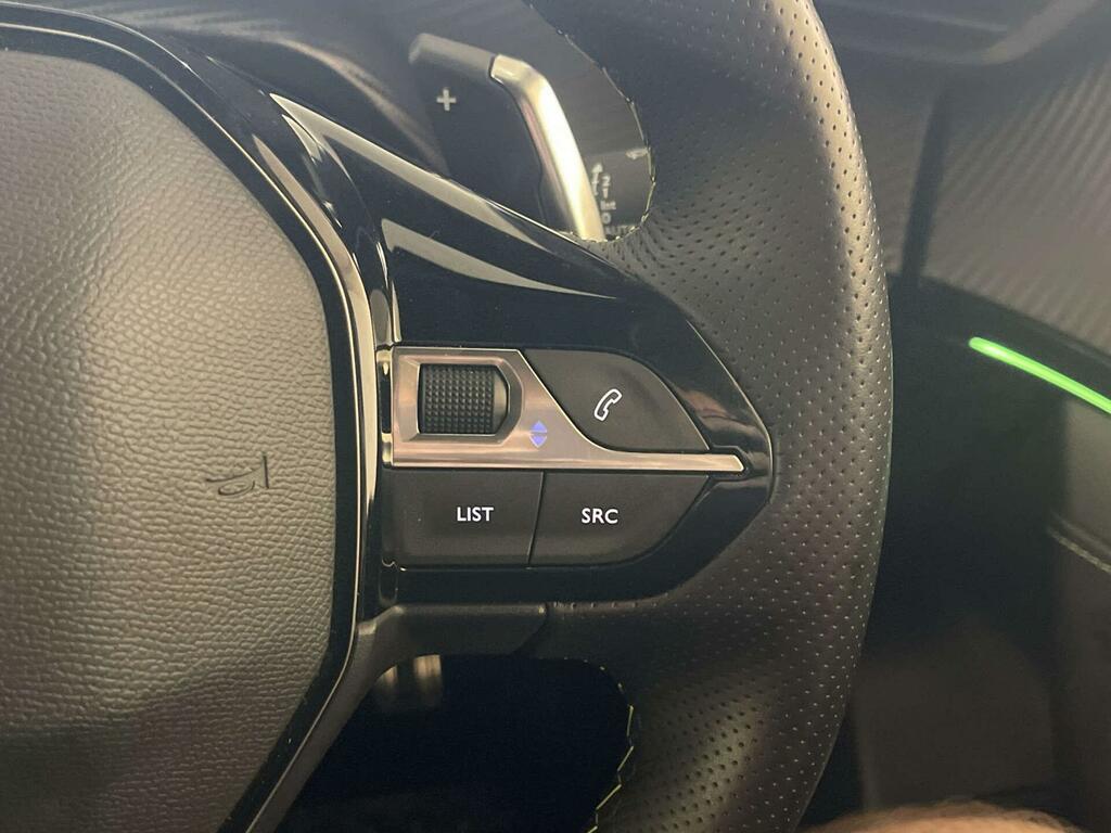 Peugeot 2008 1.2 Puretech Active Premium-plus White #17