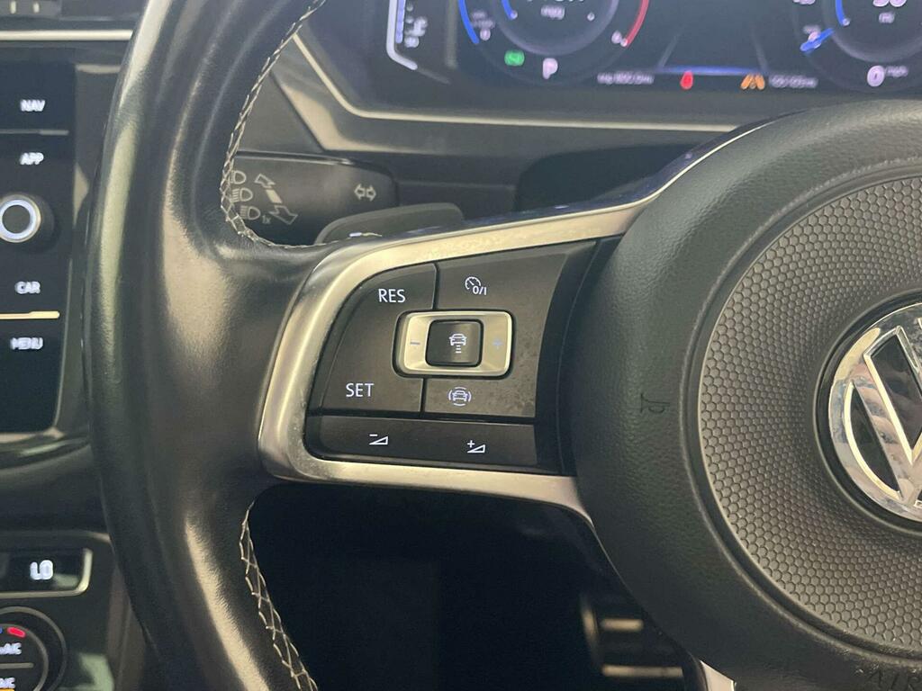 Volkswagen Tiguan R-line Tdi Dsg Black #17