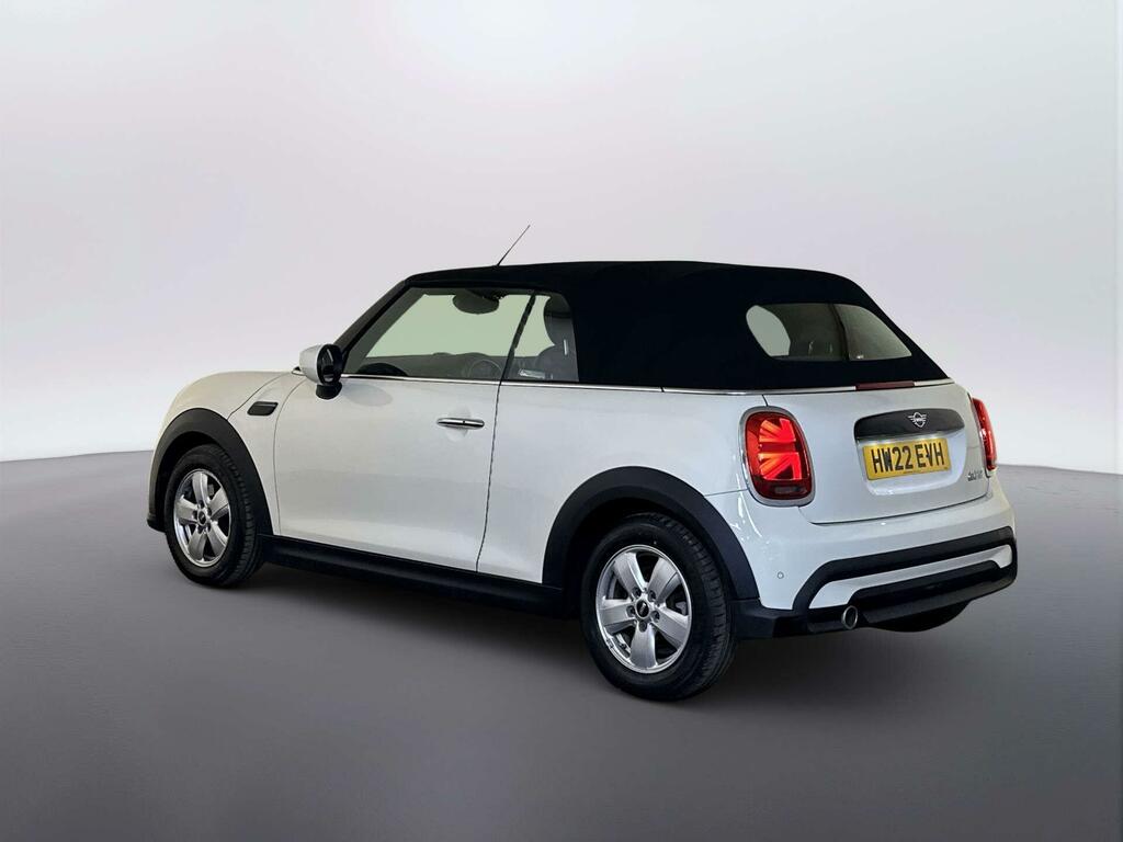 Mini Convertible 1.5 Cooper Classic Convertible E White #6