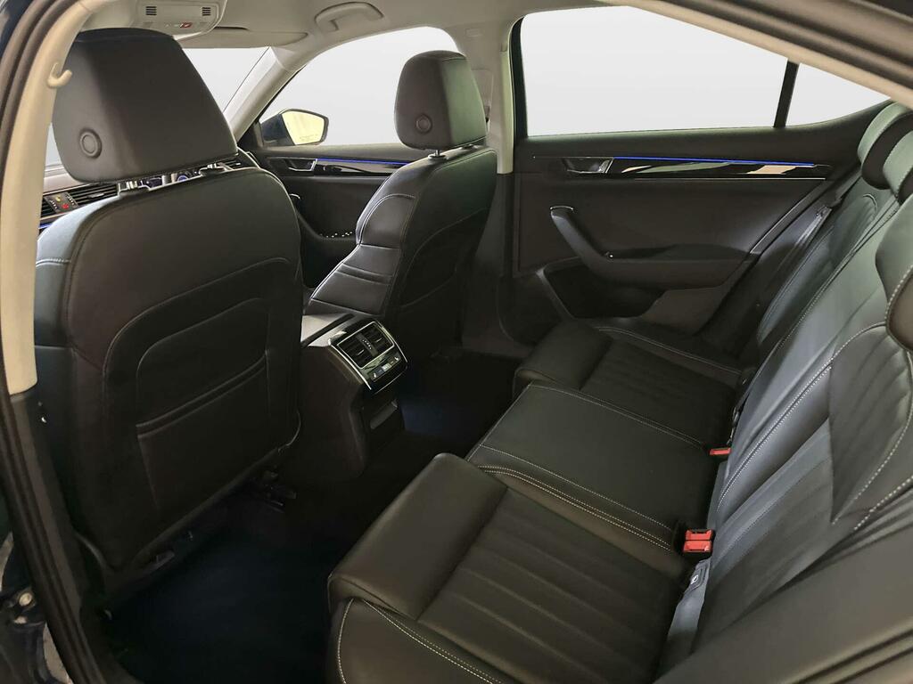 Skoda Superb Sportline Plus Silver #11