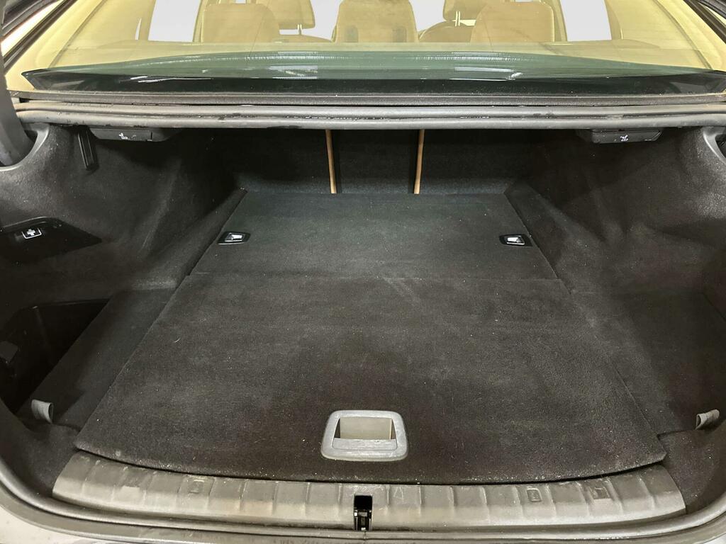 BMW 5 Series 530E Se White #24