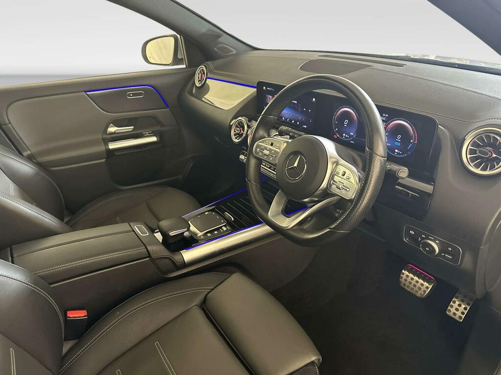 Mercedes-Benz GLA Class Amg Line Blue #14