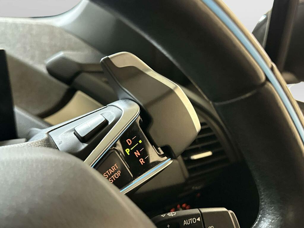 BMW i3 125Kw 42Kwh Red #19