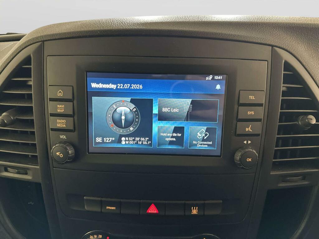 Mercedes-Benz eVito Evito 66 Premium Silver #17