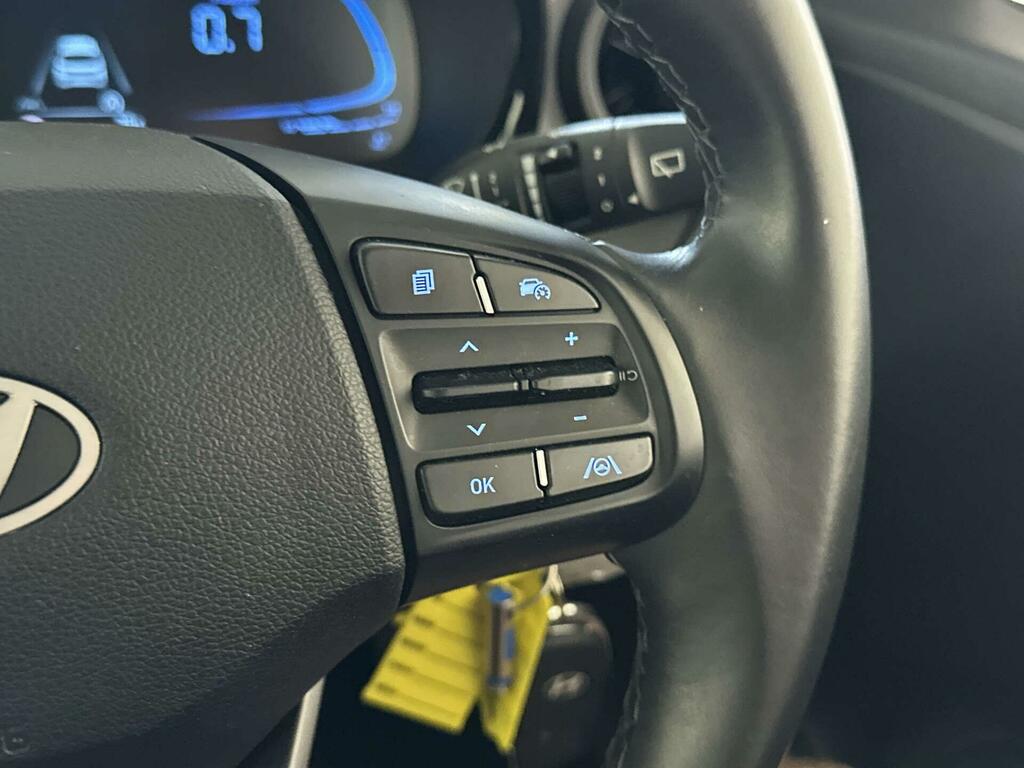 Hyundai I10 Advance White #17