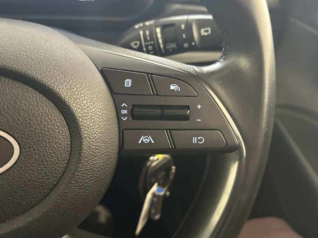 Hyundai I20 Premium Green #17