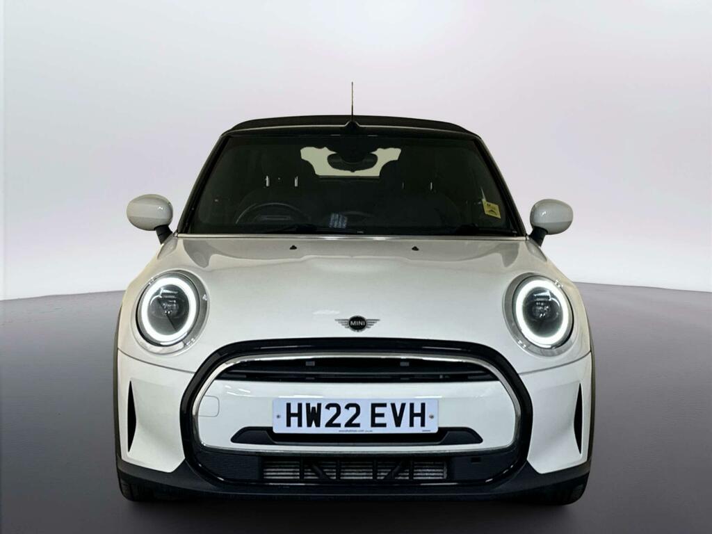 Mini Convertible 1.5 Cooper Classic Convertible E White #3