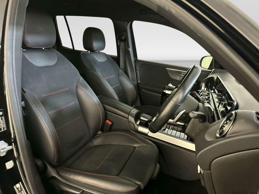 Mercedes-Benz GLB Class Amg Line Premium 2 White #11