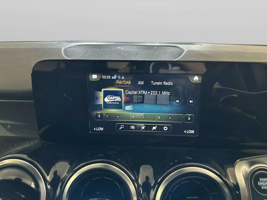 Mercedes-Benz GLB Class Amg Line Premium 2 White #22