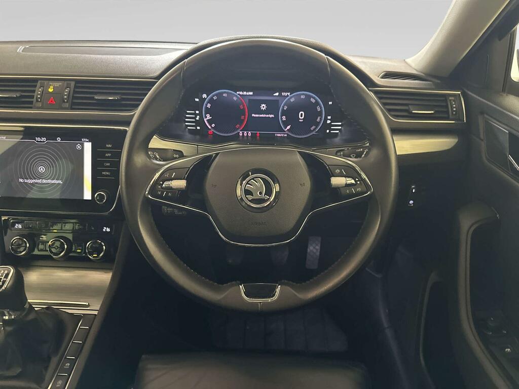 Skoda Superb 2.0 Tdi Cr Se Technology Dsg White #14