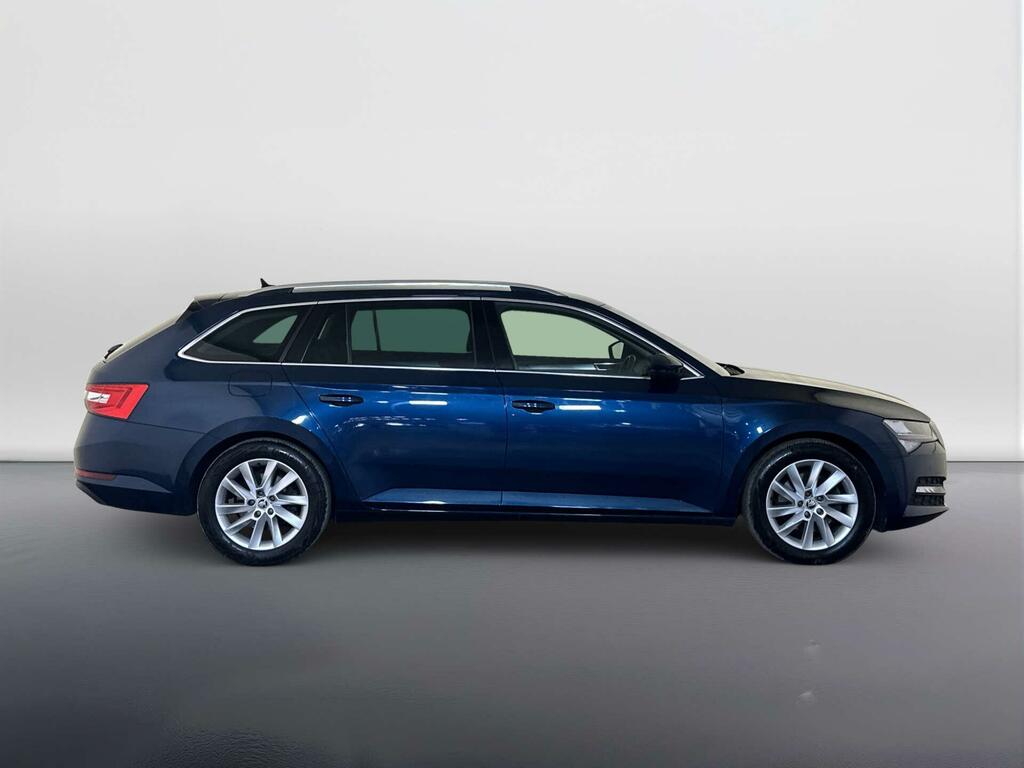Skoda Superb 2.0 Tdi Cr Se Technology Dsg White #9