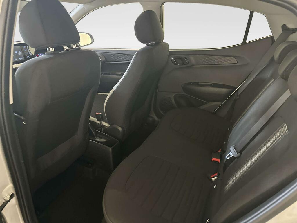 Hyundai I10 Se Red #12