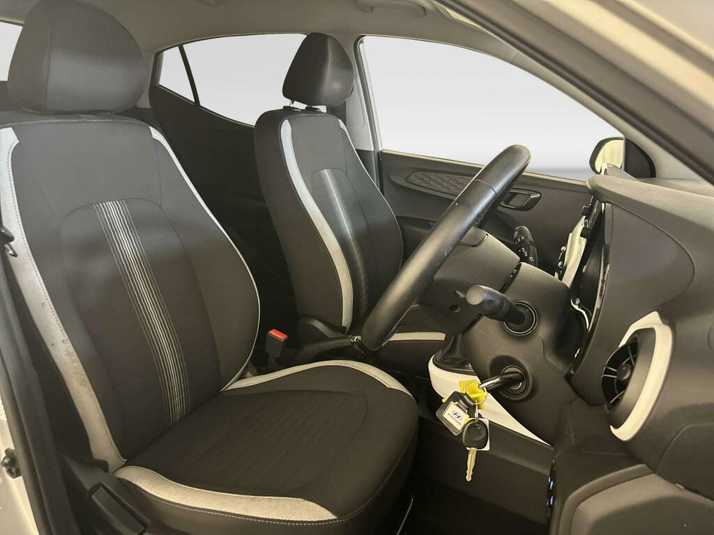Hyundai I10 Se Red #11