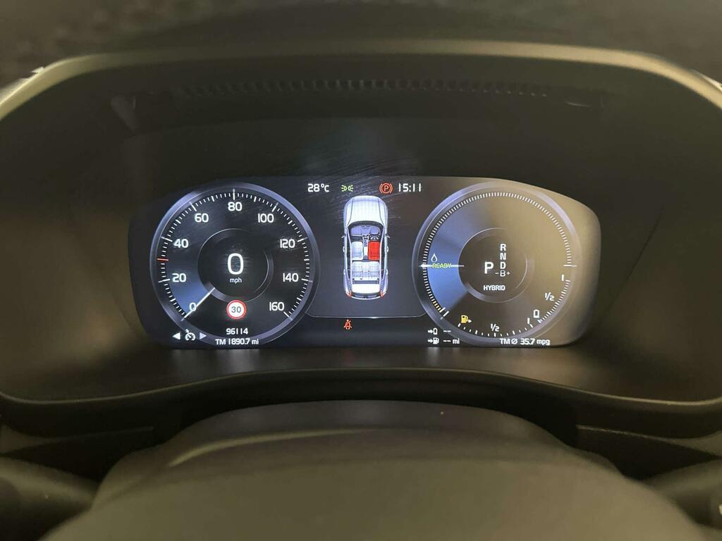 Volvo XC40 Inscription Pro Black #17