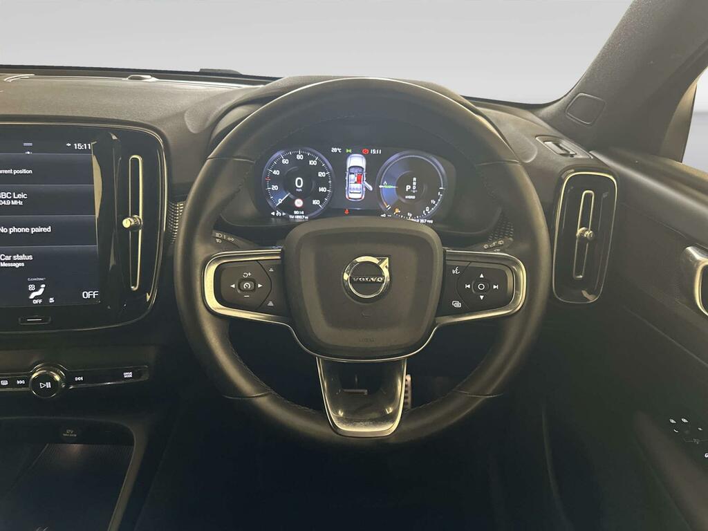 Volvo XC40 Inscription Pro Black #15