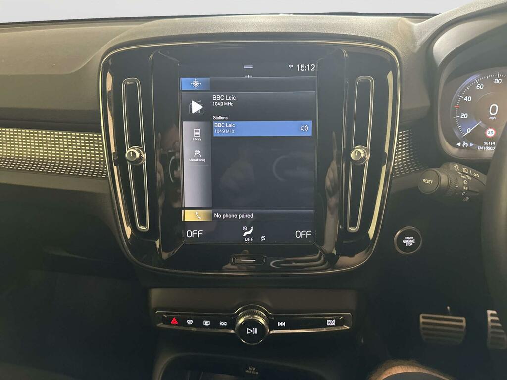 Volvo XC40 Inscription Pro Black #22