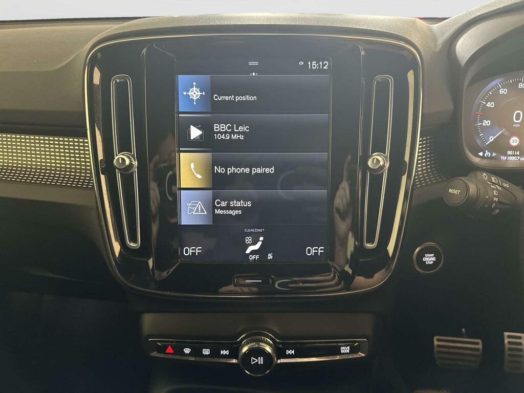Volvo XC40 Inscription Pro Black #20