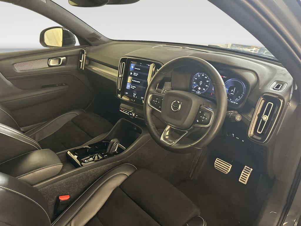 Volvo XC40 Inscription Pro Black #14