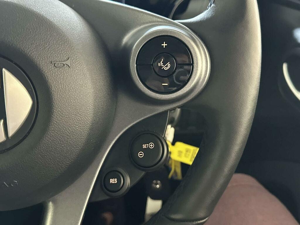 Smart Forfour 60Kw Eq Premium 17Kwh 22Kwch 2021 Black #19