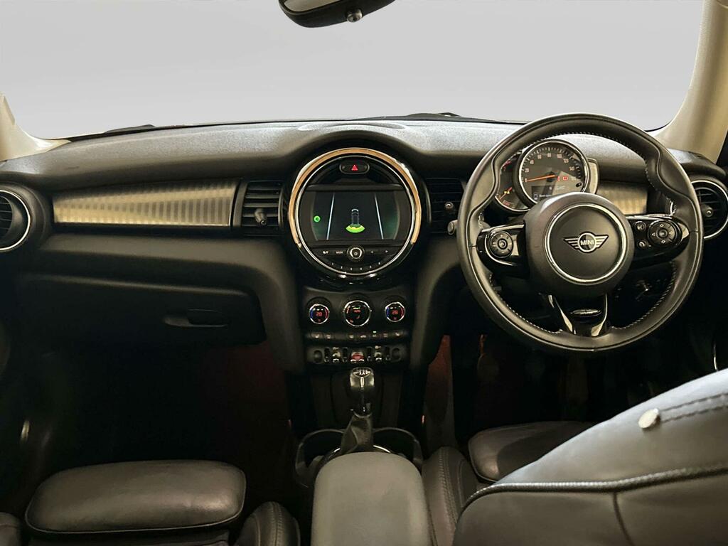 Mini Hatch 1.5 Cooper Exclusive Hatchback E Silver #2