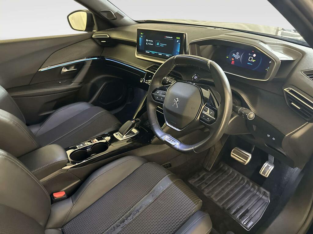 Peugeot e-2008 100Kw E-2008 Gt 50Kwh Red #15